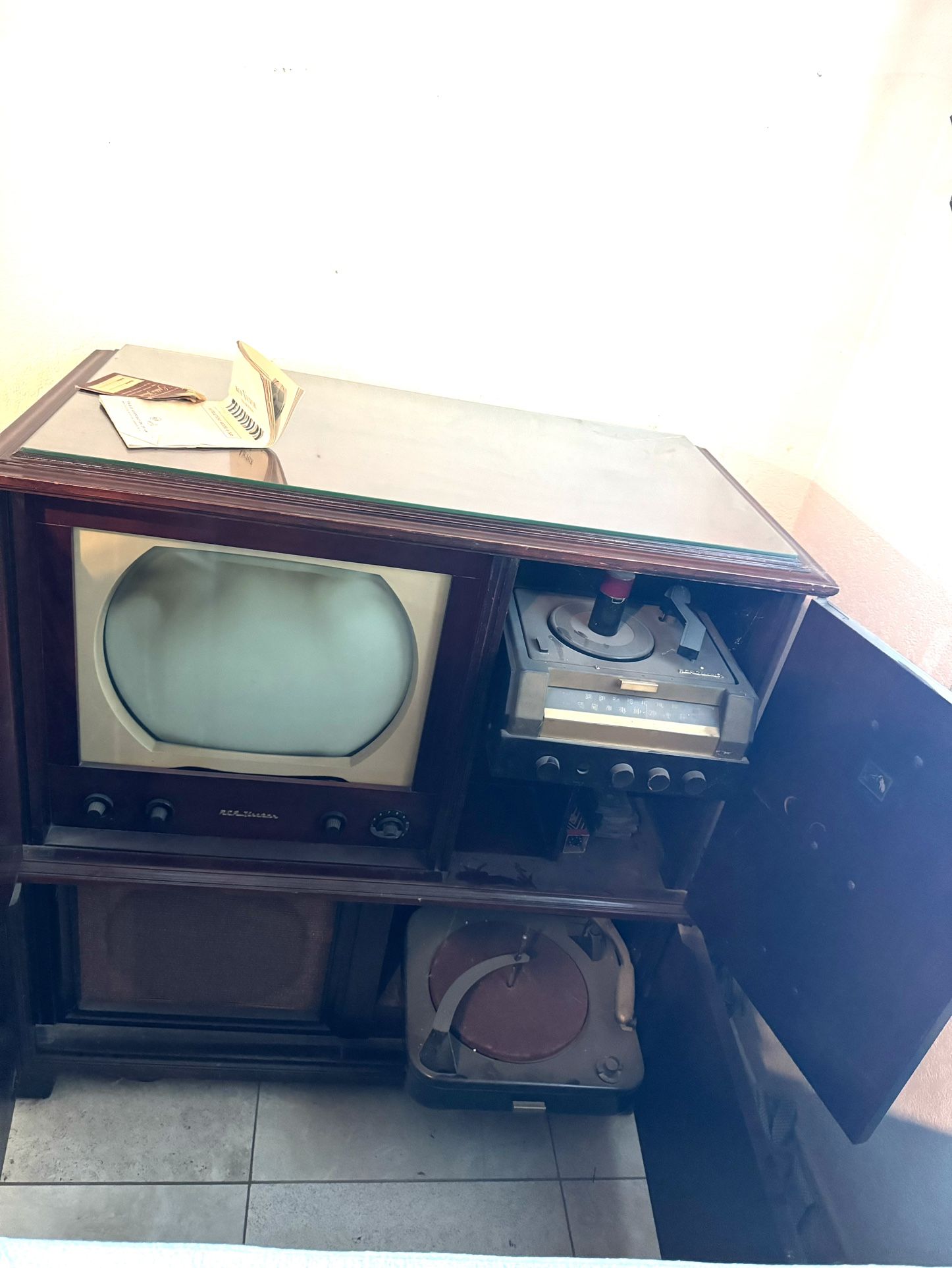 RCA Victor Television Console