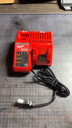 Milwaukee  m18/m12 charger