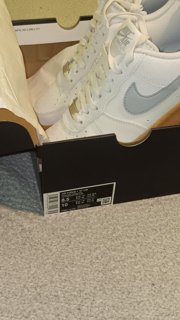Nike Men's Air Force 1 8.5