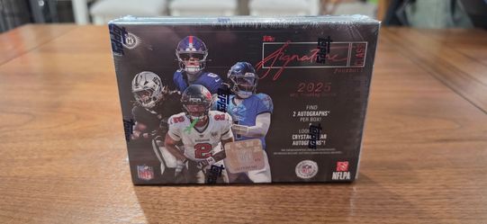 2025 TOPPS SIGNATURE CLASS FOOTBALL HOBBY BOX