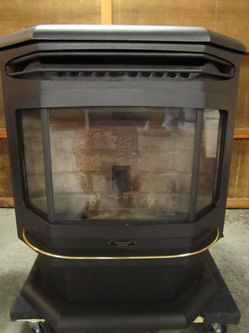 Pellet Stove - Avalon Astoria, with Extras for Sale in Everett, WA - OfferUp