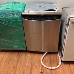 GE PROFILE  DISHWASHER 24” Inches 