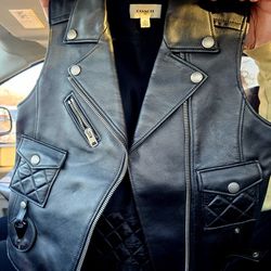 COACH ITALY Black Leather Vest