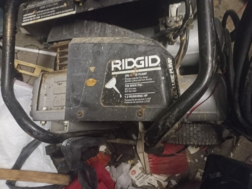 Oldie But Goodie Rigid 2 Tank Vintage Air Compressor