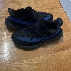 Yeezy Boost 350 V2 Dazzling Blue