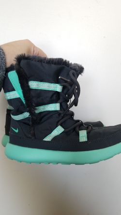 Nike boots girls size 1