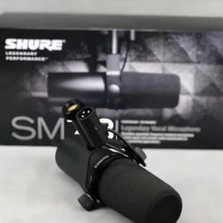 Shure SM7B Microphone - *NEW*