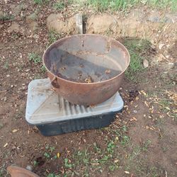 Cast Iron Giant Kettle