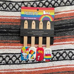 Brand New Mini Spatulas Peanuts Set 8in Long