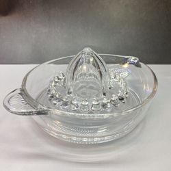 Vintage Italian Glass Citrus Juicer Mid Century Lemon / Lime Reamer Vintage Art Deco Kitchen Ware. Excellent condition. 