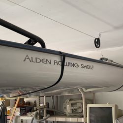 Alden 16 Rowing Shell With Oarmaster 2 And Oars
