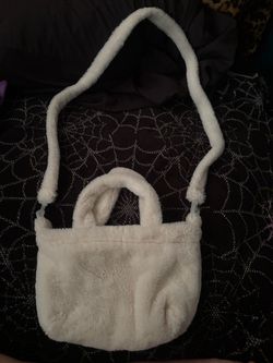 Hello Kitty Fluffy Shoulder Bag