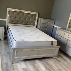 Complete Bedroom Set With Mattress And Box Spring ! 