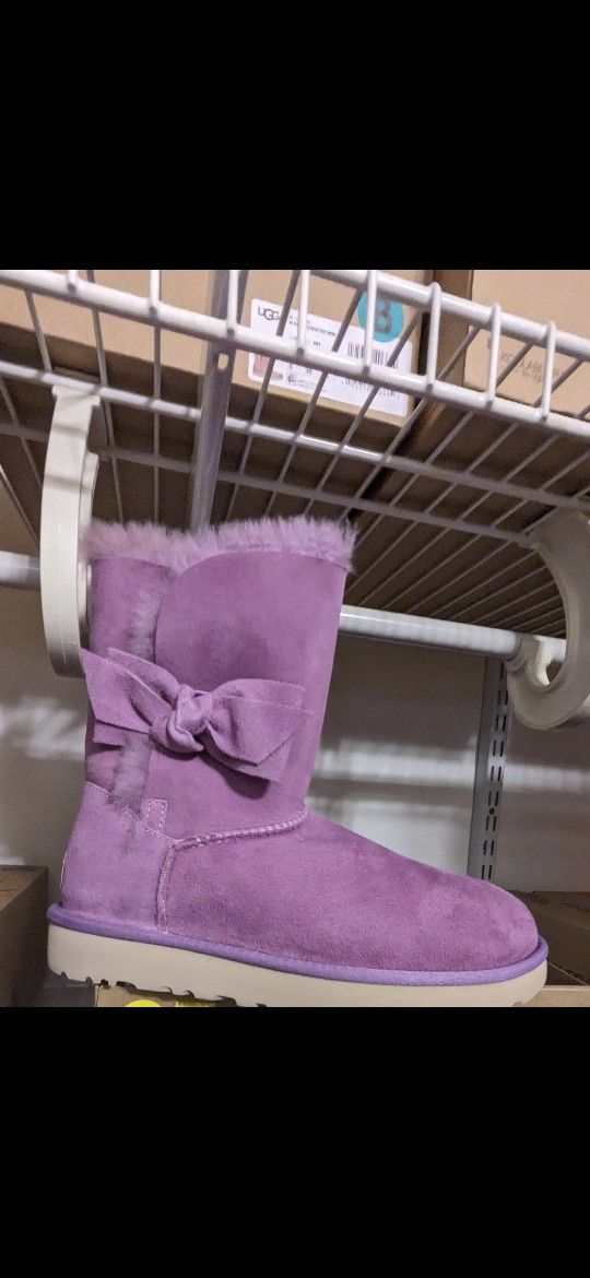 Ugg Classics Daelynn Bow Purple Women’s Winter Boots Size US 6