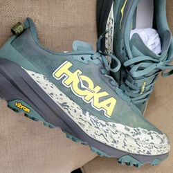 Hoka Speedgoat 6 Trail Running. Size : 10 Men. Excellent Condition. 