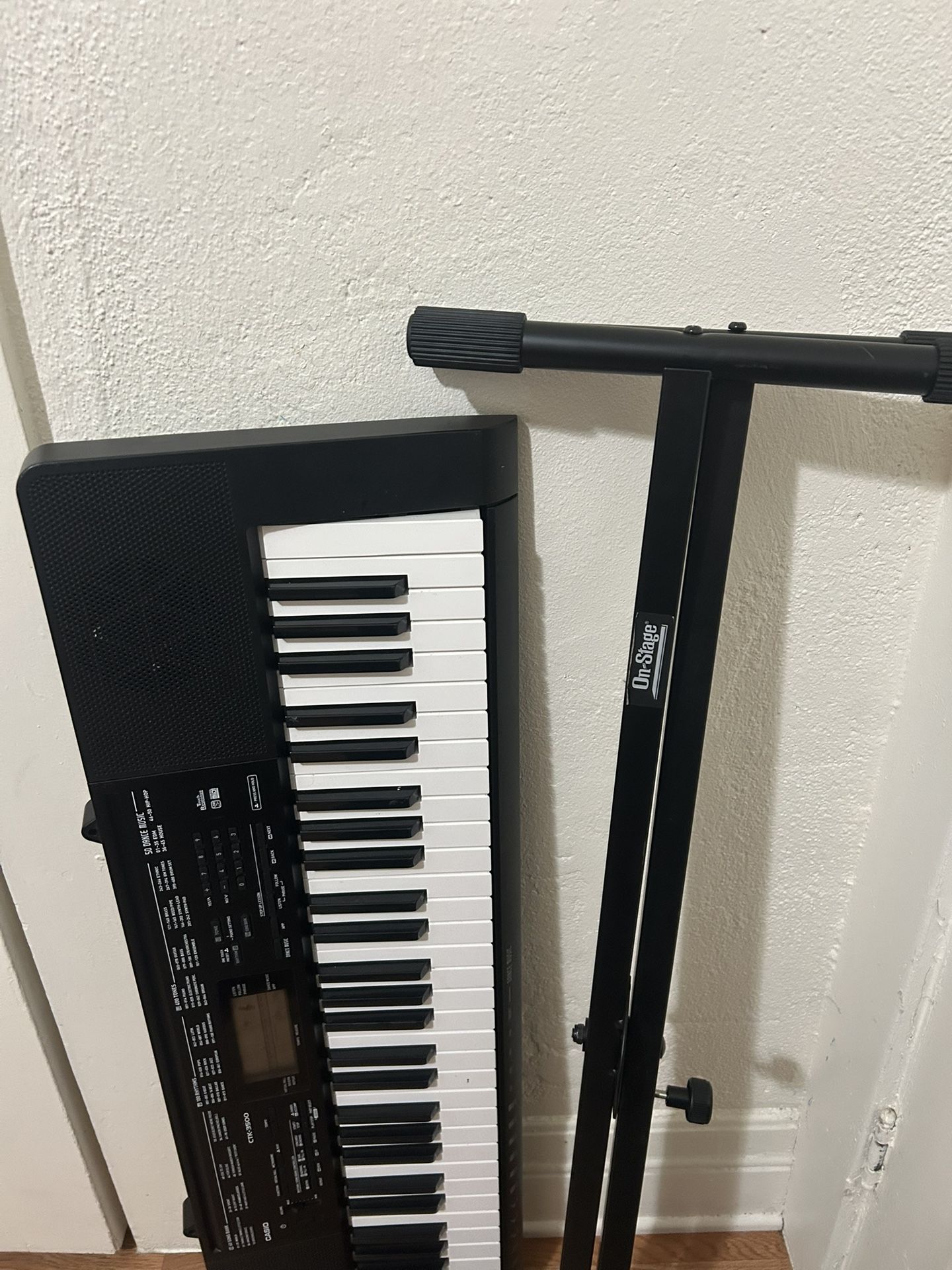 Casio CTK-3500 Keyboard with Stand – Great Condition!”