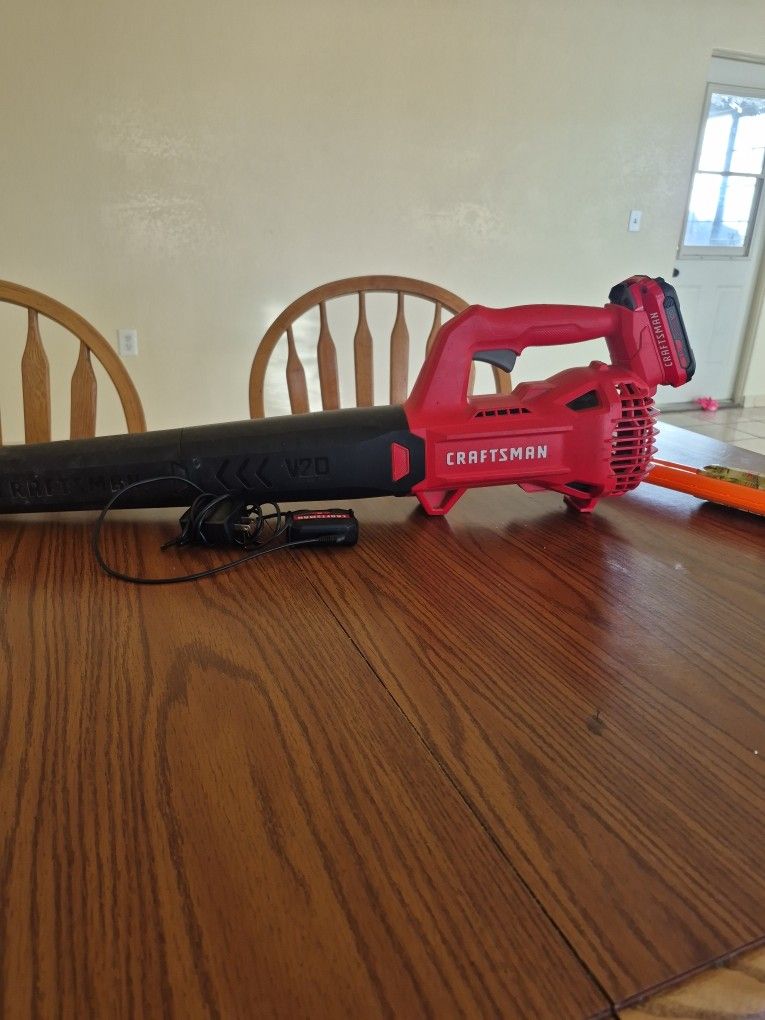Leaf Blower
