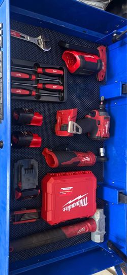 Milwaukee Tools