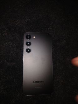 S23 128gb for 265 or iphone