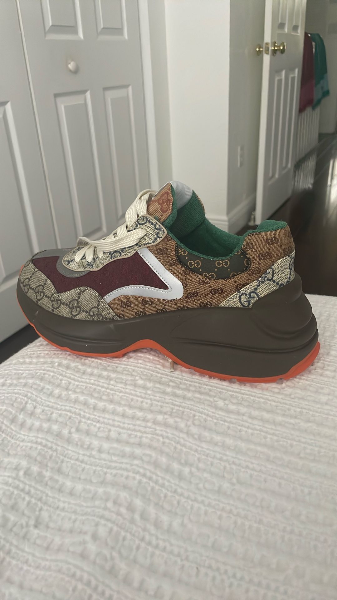 Gucci Shoes 