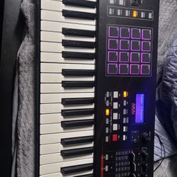 Akai MPK 261