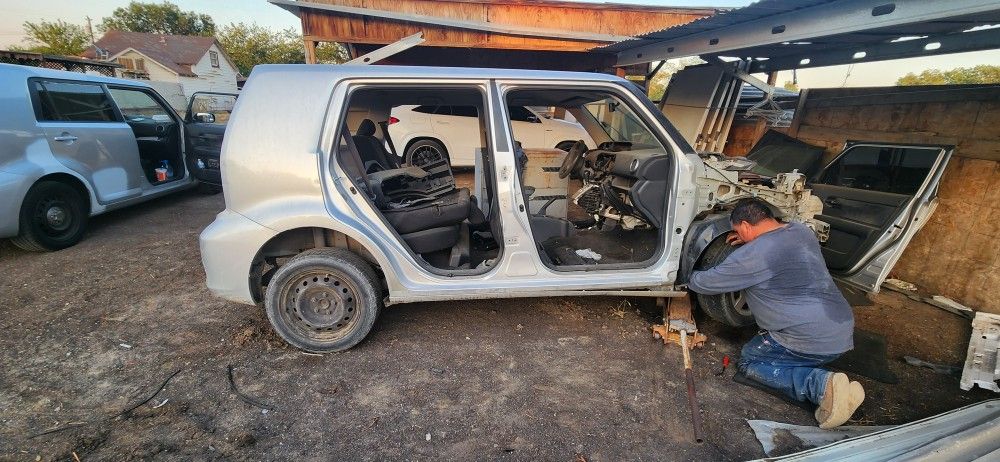 Scion Xb Motor Is Blown Parting Out Super Cheap