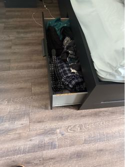 Full size bed with drawers