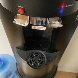 Black, Hot/Cold Water Dispenser