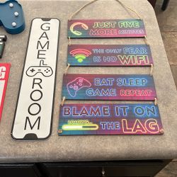 Gaming Decor