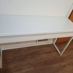 ✨ Glass-Top 2-Drawer Desk – Great Condition! ✨