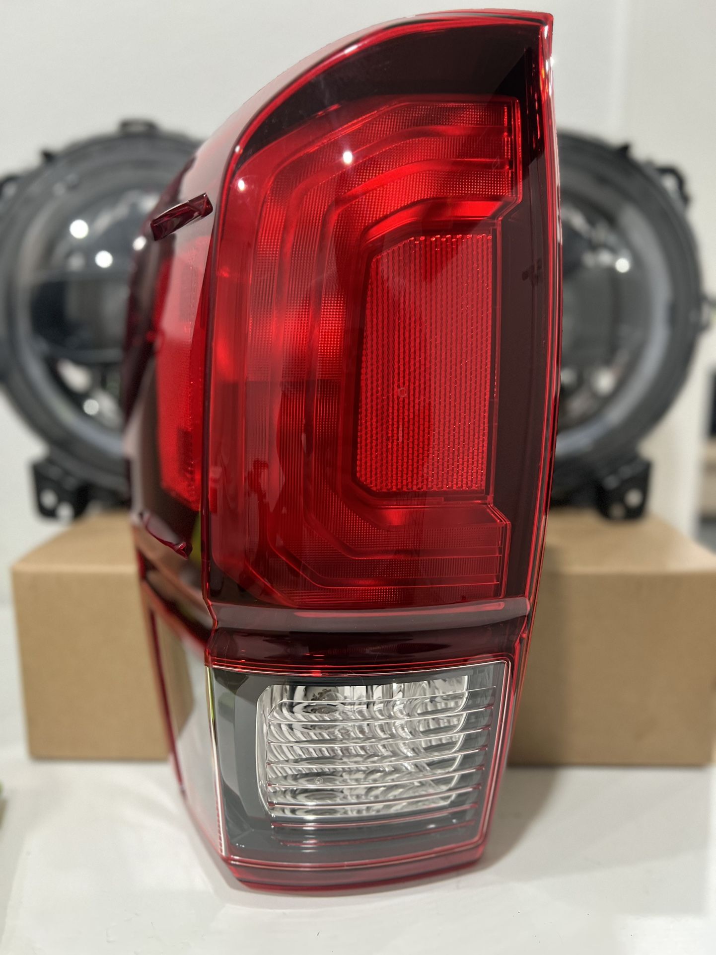 18-23 Toyota Tacoma Tail Light