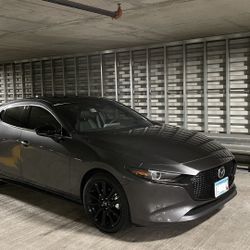 MINT 2021 Mazda 3 AWD Turbo Hatchback 
