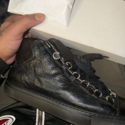 Balenciaga Black Shoes 