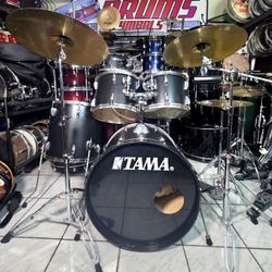 Tama Flat Black Complete Drum Set !  $420 Or Best Offer !!
