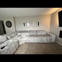 Caprice 5-Piece Dual-Power Sectional