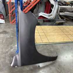 2019 - 2025 Didge Ram 1500 Right Fender 