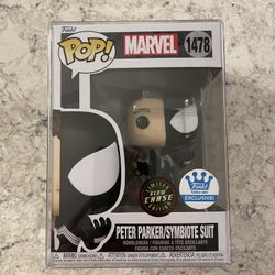 GITD Peter Parker Symbiote Suit Spider-Man CHASE Funko POP! W/ Protector #1478