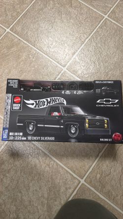 Mattel brick shop 83 Silverado