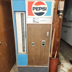 Antique Soda Machine 