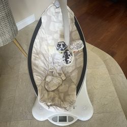 4moms MamaRoo Multi-Motion Baby Swing