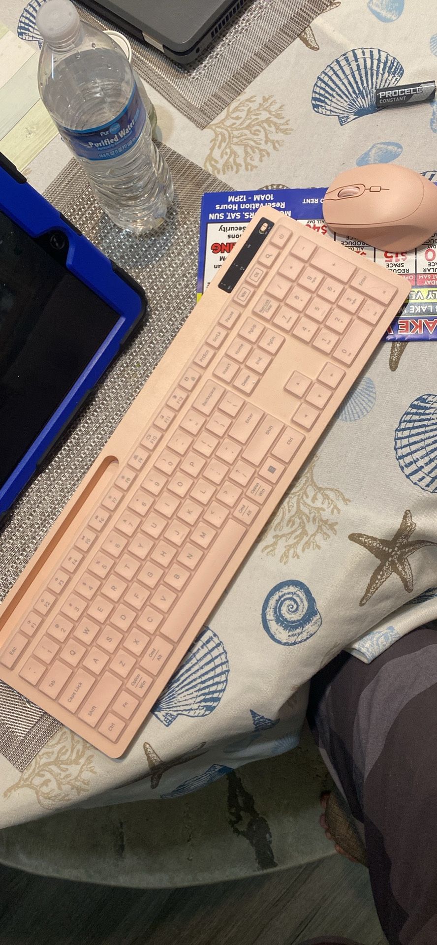 Brand New Wireless Keyboard And Mouse