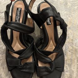 BeautiFeel Tulip Women's Strappy Sandal Size 42 EU Black Leather Wedge Heels