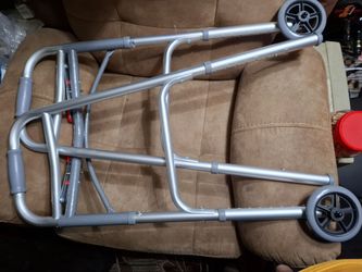 Adult walker