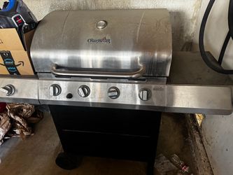 Charbroil 4 burner bbq grill includes 2 propane tanks