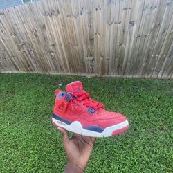 Jordan 4’s