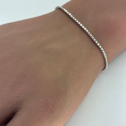 14K White Gold Box Chain Bracelet | 7 Inches, 1.6mm, 2.70 grams