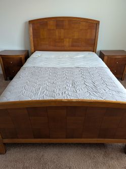Queen Bed Set