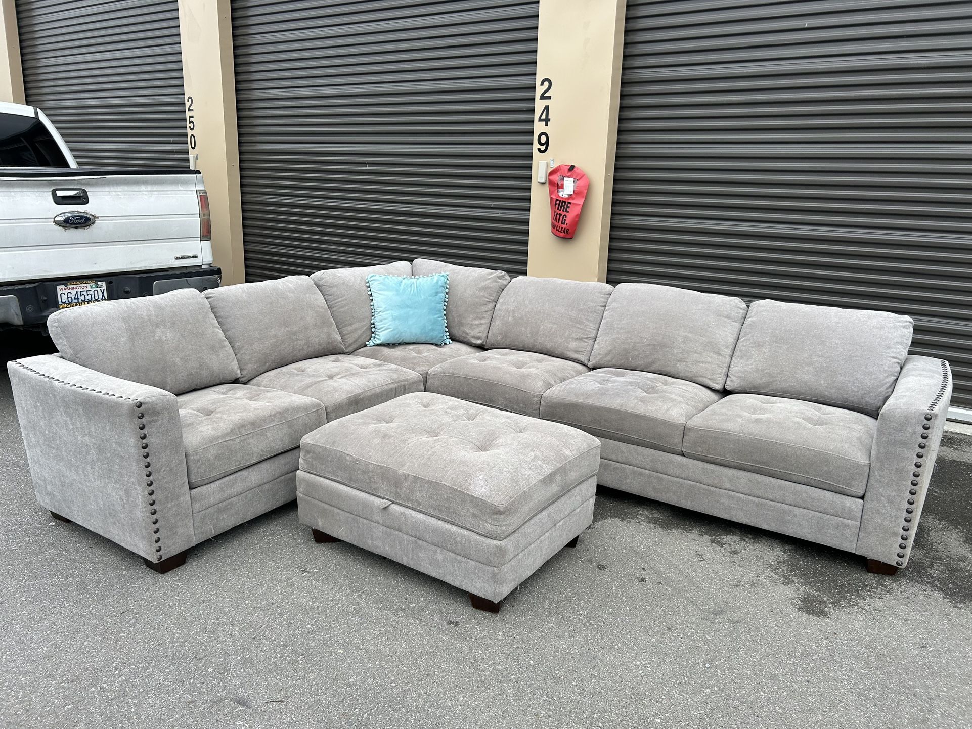 Sectional couch