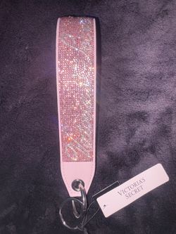 VS KEYCHAIN