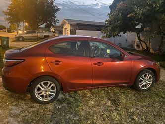 Toyota yaris ia 2018